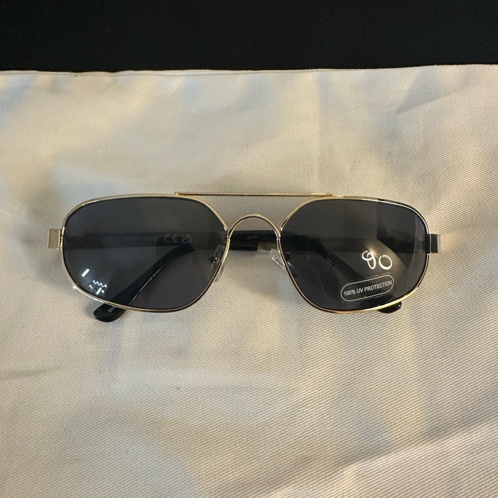 Fashion Nova Gold and Black Sunglasses